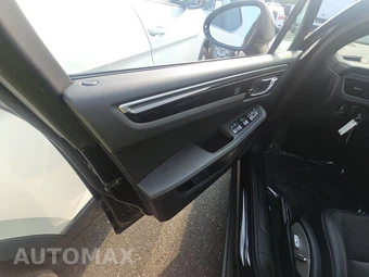 2018 Porsche Macan – miniatura 9