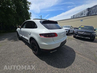 2018 Porsche Macan – miniatura 2