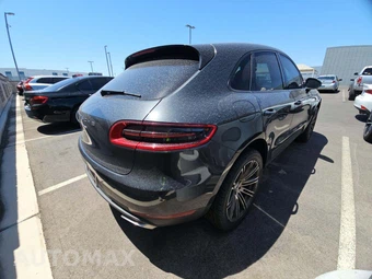2018 Porsche Macan - miniatura 3