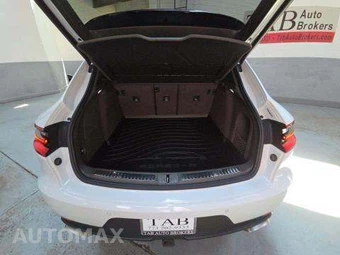 2018 Porsche Macan – miniatura 14