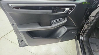2018 Porsche Macan – miniatura 32