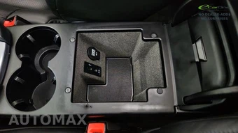 2018 Porsche Macan – miniatura 49