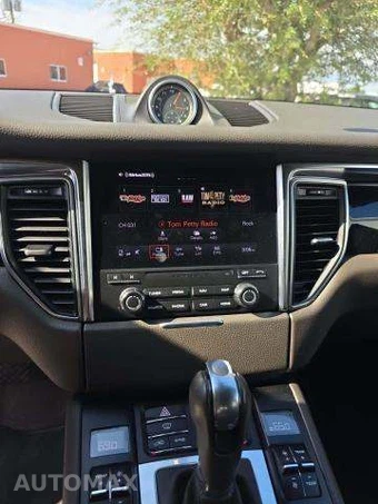 2018 Porsche Macan - miniatura 10