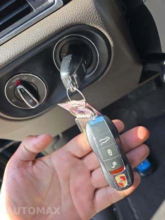 2018 Porsche Macan - miniatura 8