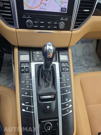 2018 Porsche Macan – miniatura 26