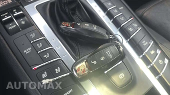 2018 Porsche Macan – miniatura 18