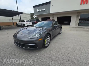 2018 Porsche Panamera 4 E-Hybrid