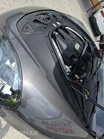 2018 Porsche Panamera 4 E-Hybrid – miniatura 26