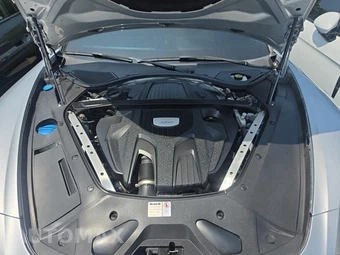 2018 Porsche Panamera 4 – miniatura 19