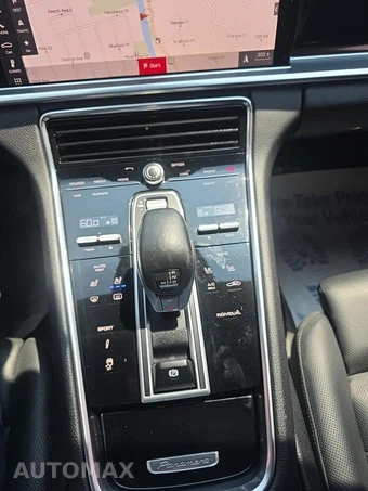 2018 Porsche Panamera 4 – miniatura 25
