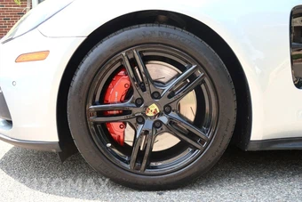 2018 Porsche Panamera 4 – miniatura 10