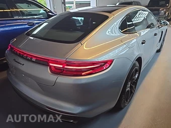 2018 Porsche Panamera 4 – miniatura 16