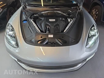 2018 Porsche Panamera 4 – miniatura 19