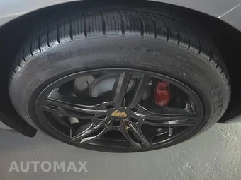 2018 Porsche Panamera 4 – miniatura 26