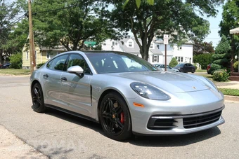 2018 Porsche Panamera 4 – miniatura 3
