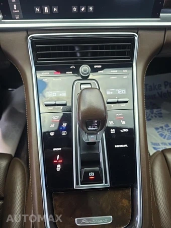 2018 Porsche Panamera 4 – miniatura 25