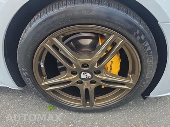 2018 Porsche Panamera 4 – miniatura 9