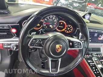 2018 Porsche Panamera 4 - miniatura 10