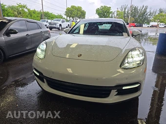 2018 Porsche Panamera 4 - miniatura 2
