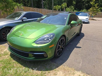 2018 Porsche Panamera 4