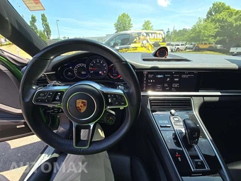 2018 Porsche Panamera 4 – miniatura 10