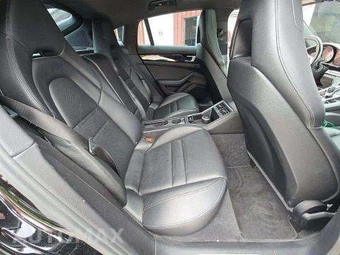 2018 Porsche Panamera 4 – miniatura 17