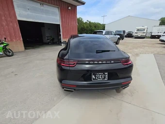 2018 Porsche Panamera 4 – miniatura 4