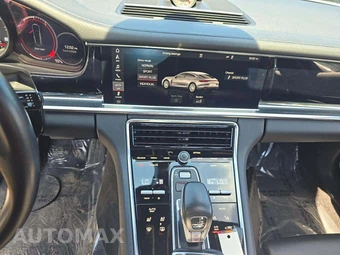2018 Porsche Panamera 4 - miniatura 10
