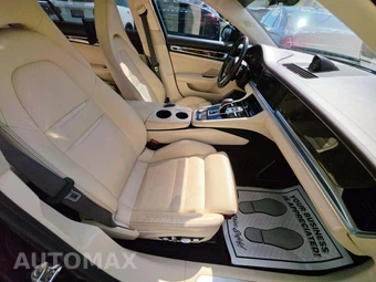 2018 Porsche Panamera 4S Executive - miniatura 18