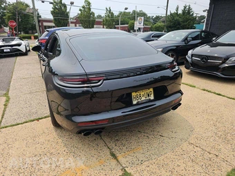2018 Porsche Panamera 4S – miniatura 2