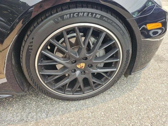 2018 Porsche Panamera 4S – miniatura 24