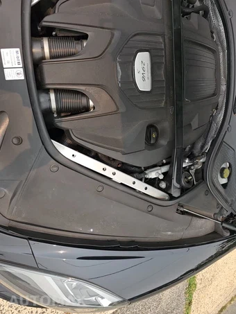 2018 Porsche Panamera 4S – miniatura 25