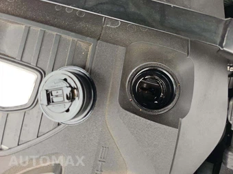 2018 Porsche Panamera 4S – miniatura 26
