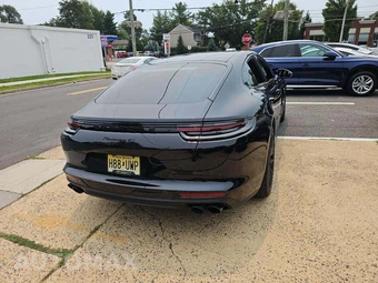 2018 Porsche Panamera 4S – miniatura 3