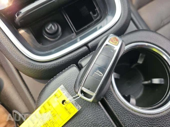 2018 Porsche Panamera 4S – miniatura 8