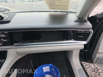 2018 Porsche Panamera 4S – miniatura 19