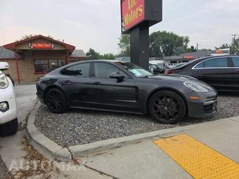 2018 Porsche Panamera 4S – miniatura 4