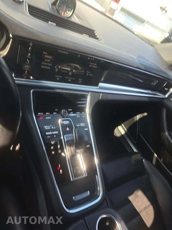 2018 Porsche Panamera 4S - miniatura 10
