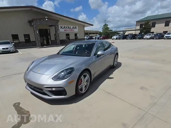 2018 Porsche Panamera Turbo