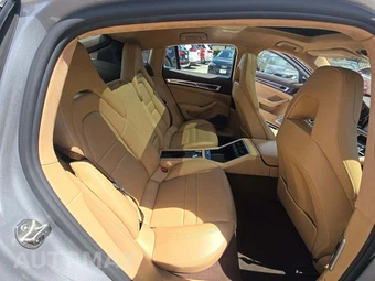 2018 Porsche Panamera Turbo – miniatura 13