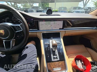 2018 Porsche Panamera Turbo – miniatura 7