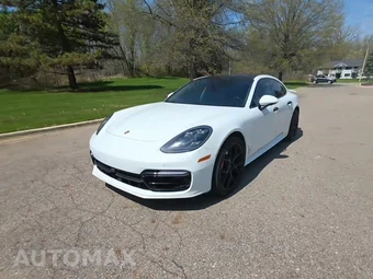 2018 Porsche Panamera Turbo