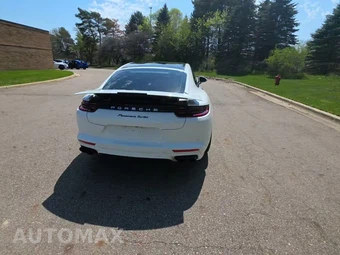 2018 Porsche Panamera Turbo – miniatura 4