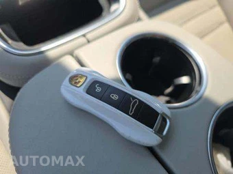 2018 Porsche Panamera Turbo – miniatura 9