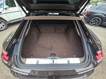 2018 Porsche Panamera – miniatura 14