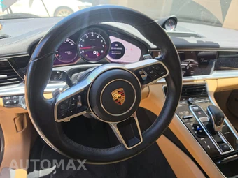 2018 Porsche Panamera – miniatura 10