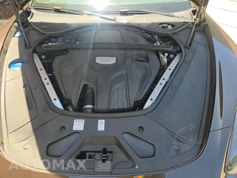 2018 Porsche Panamera – miniatura 16