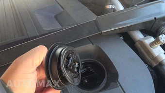 2018 Porsche Panamera – miniatura 20