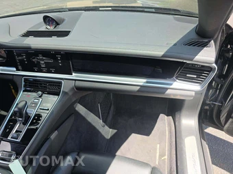 2018 Porsche Panamera – miniatura 16