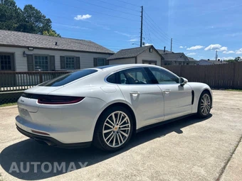 2018 Porsche Panamera - miniatura 13